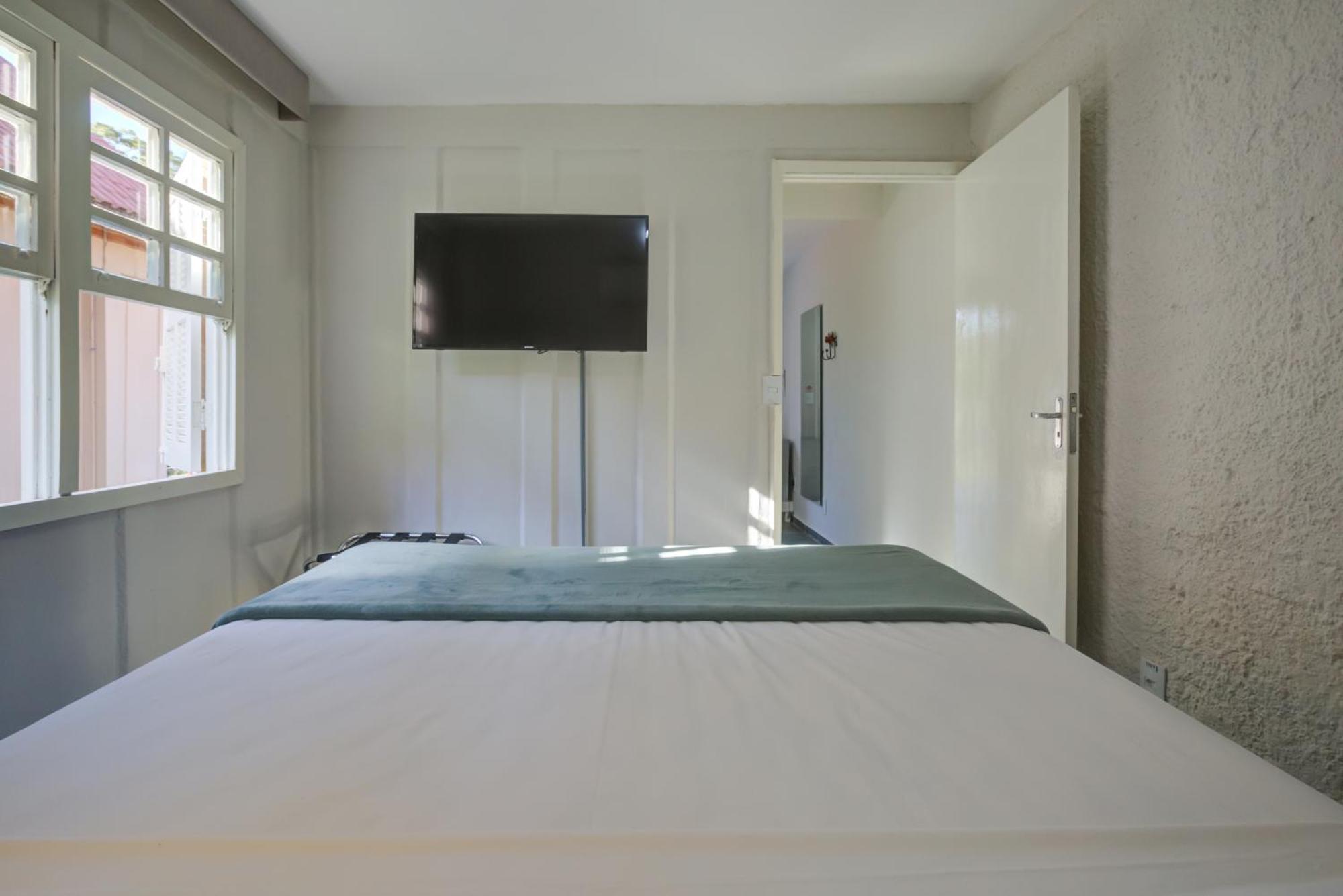 Filimahalo Hotel *